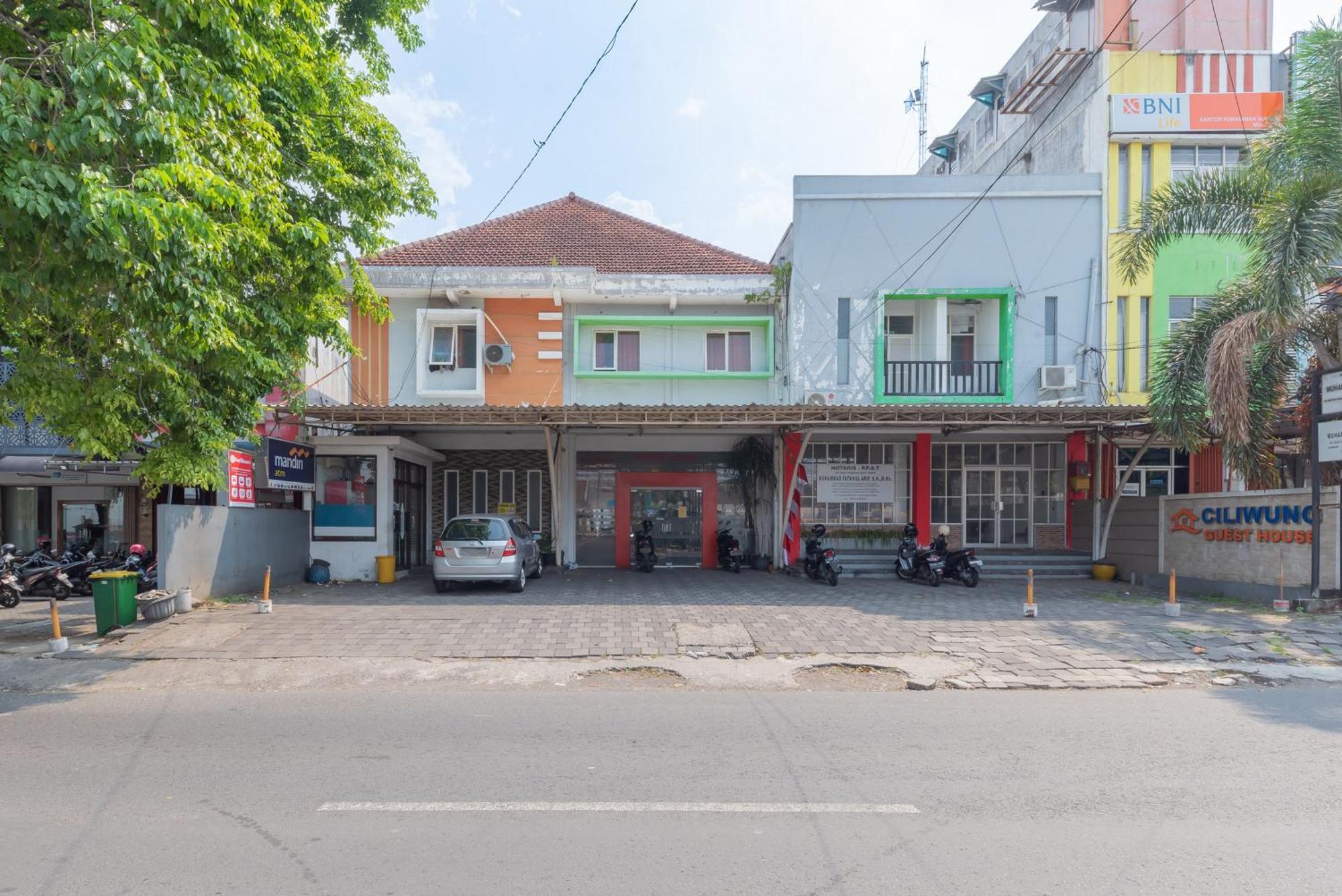 Reddoorz At Ciliwung Guest House Syariah Malang Eksteriør billede